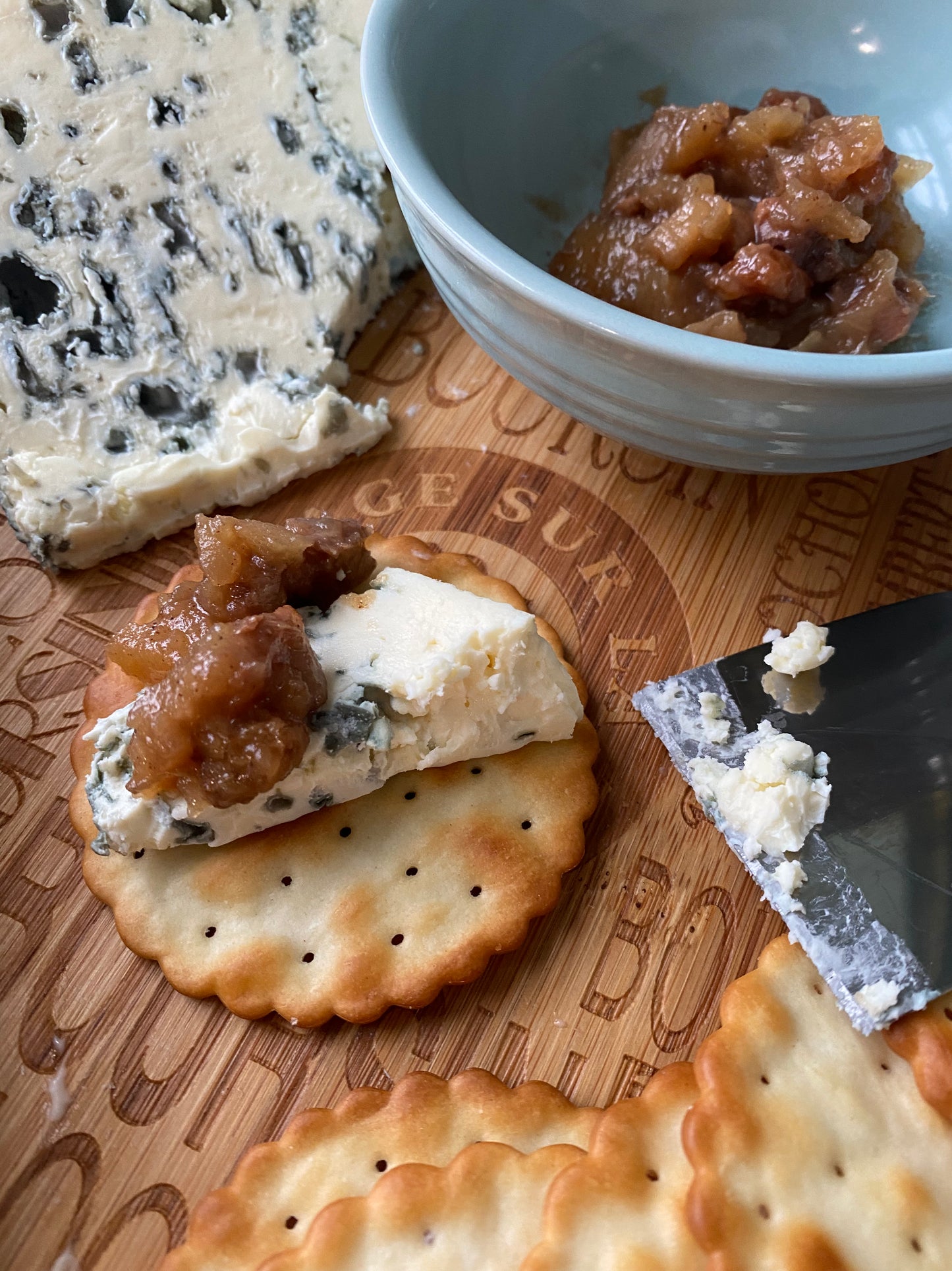 Pear & Walnut Chutney